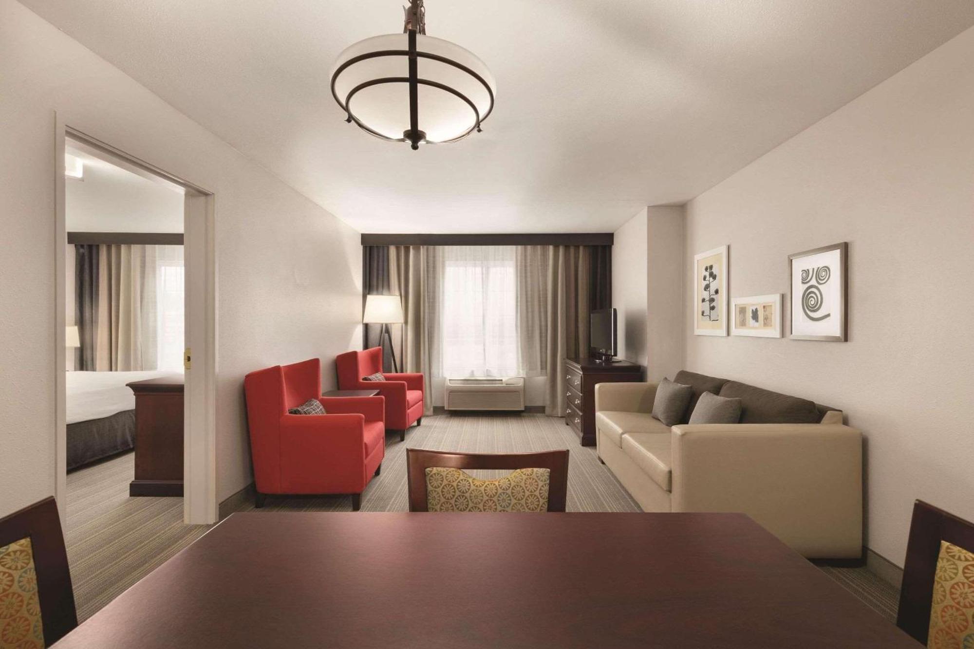 Country Inn & Suites By Radisson, Madison, Al Bagian luar foto